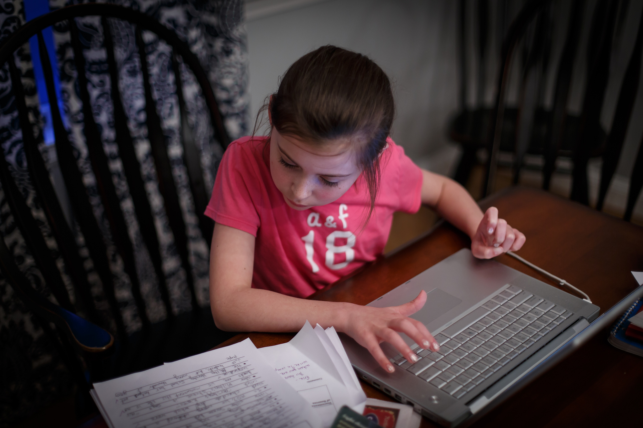 Faut-il supprimer les devoirs à la maison ? Faut-il supprimer les devoirs à la maison ?