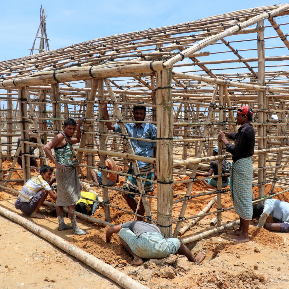 Huit mois après, la Love Army continue son travail près des Rohingyas Huit mois après, la Love Army continue son travail près des Rohingyas