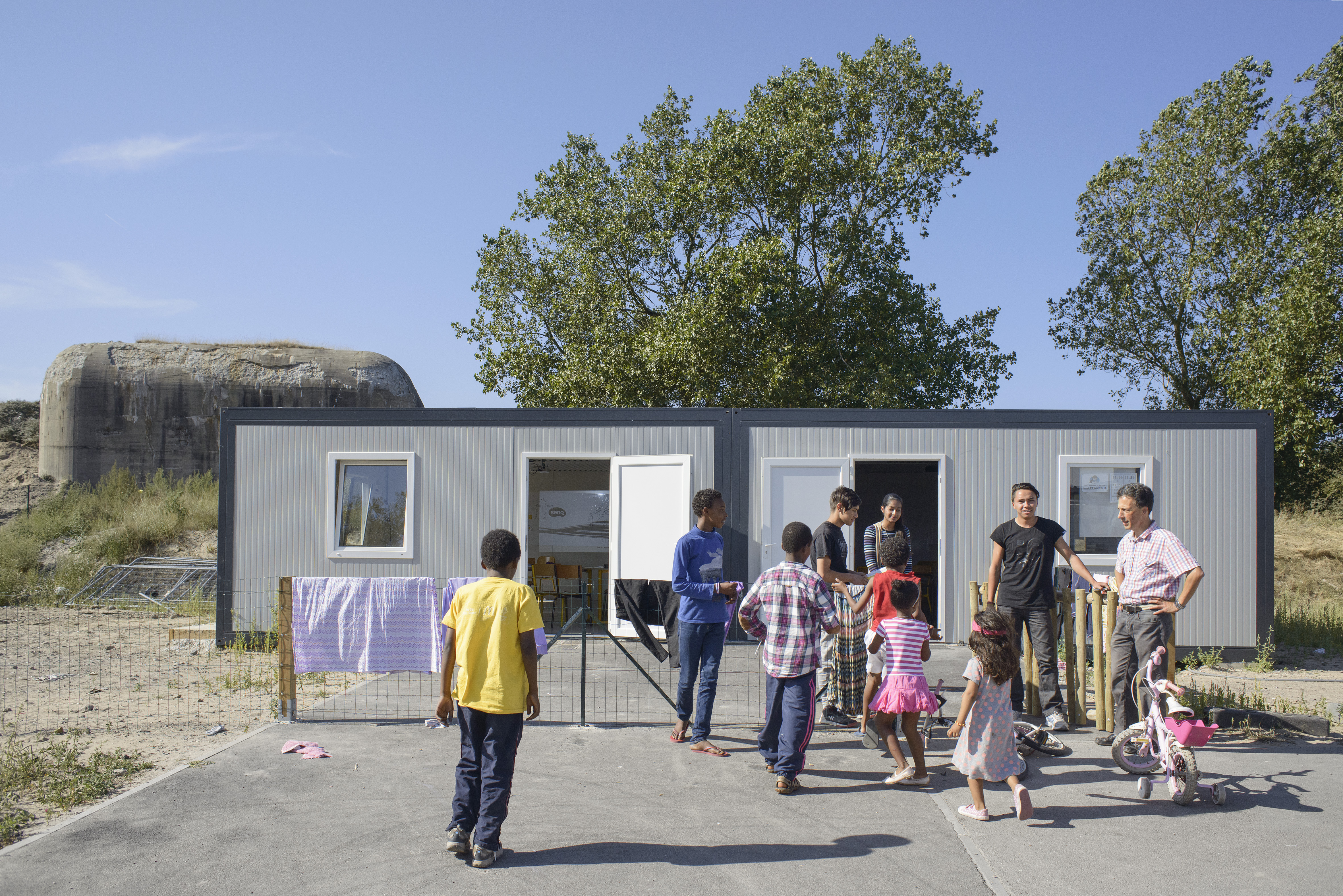 Avant le démantèlement, l’école dans la lande de Calais Avant le démantèlement, l’école dans la lande de Calais