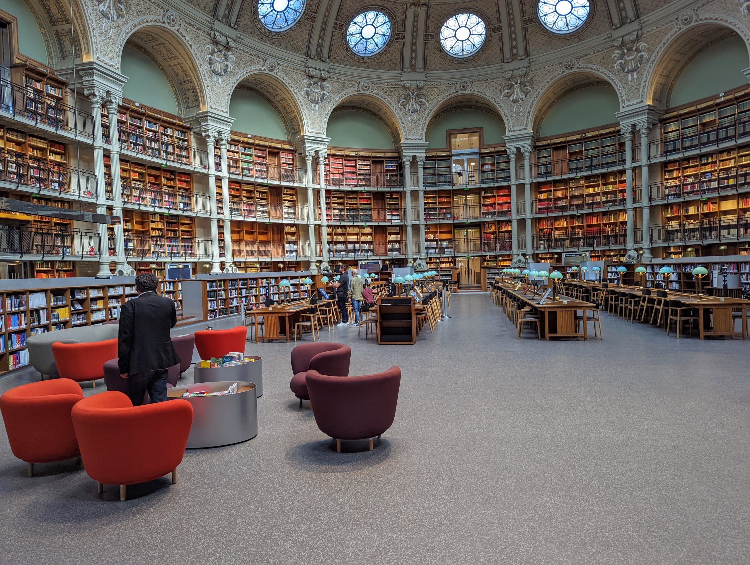 À Paris, le site historique de la Bibliothèque nationale de France ...